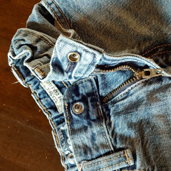 OshKosh B'gosh Boys size 3T Classic 100% cotton Jeans Denim - Picture 3 of 8